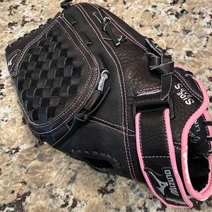 Mizuno Ladies Softball Mitt